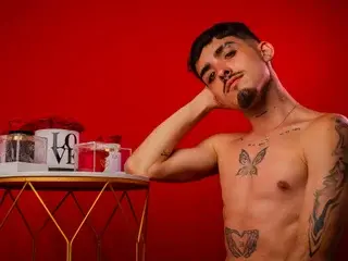 Streamate Adult Webcam of NikoStone