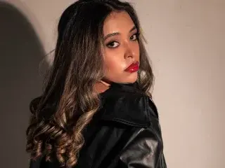 Streamate Free Porn Cam of MiaCasttle