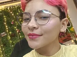 Streamate Watch Live Sex Cams of Hannah27