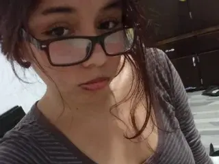 Streamate Free Live Porn of AllicePetit