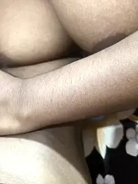 Stripchat Watch Live Sex Cams of Priyankacam