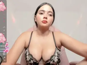 Stripchat Free Live Porn of Sarah_angell