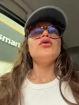 Stripchat Watch Live Sex Cams of Tallulah_Kinky
