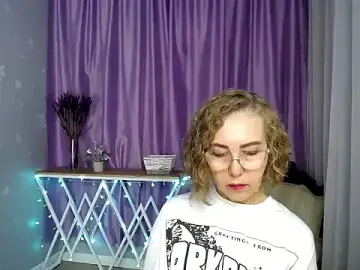 Stripchat Nude Webcam of queen_a_n_i