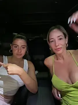 Stripchat Live Porn of SweetAlegra_
