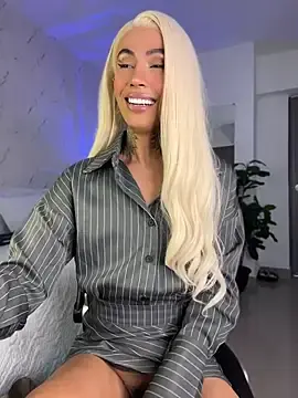 Stripchat Free Live Porn of miss_tatiana_