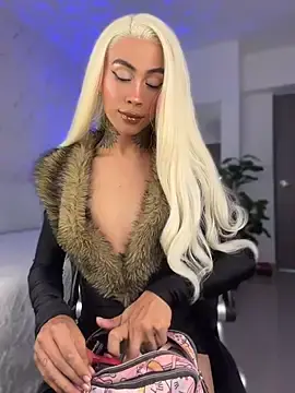 Stripchat Free Live Porn of miss_tatiana_