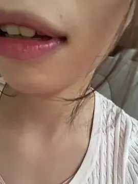 Stripchat Sex Cam of Yiyi-707
