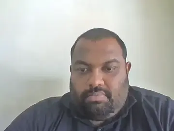 Stripchat Free Porn Cam of FatCockBoySL