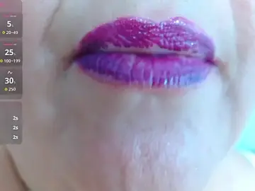 Stripchat Free Porn Cam of Kerly_Doll