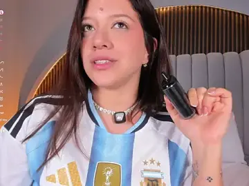Stripchat Watch Live Sex Cams of emperatriz_reyes