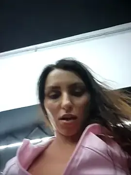 Stripchat Free Live Porn of Izabella_Bella