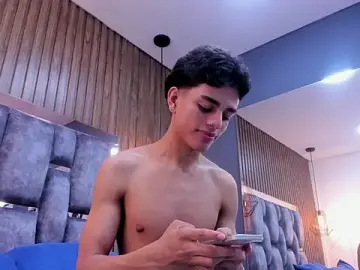 Stripchat Best live sex cam show of owen__johnson