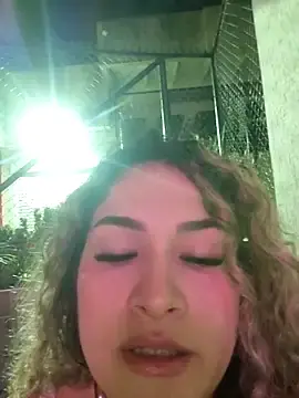 Stripchat Live Porn of Sara_smiiith211