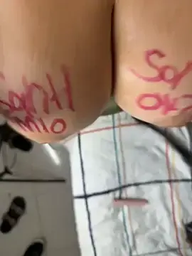 Stripchat Live Porn of Sara_smiiith211