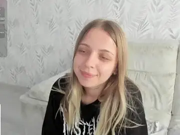 Stripchat Best live sex cam show of Alice_Halle