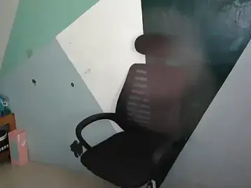 Stripchat Sex Cam of Darkevion