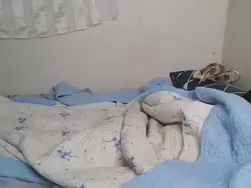 Stripchat Free Porn Cam of CUTE-MESSY