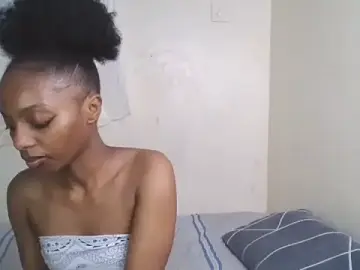 Stripchat Free Porn Cam of CUTE-MESSY