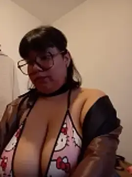 Stripchat Live Sex of celprettyy