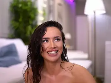 Stripchat Free Porn Cam of IsadoraReyes