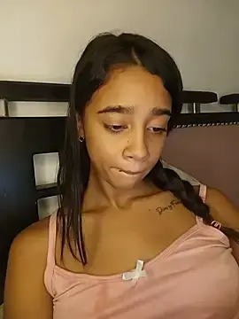 Stripchat Best live sex cam show of Zoe_Sweett18