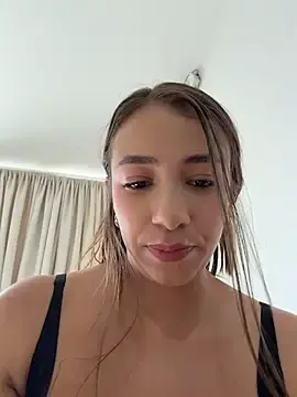 Stripchat Nude Webcam of Hall_16