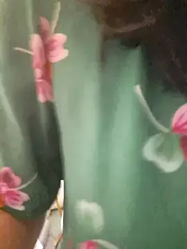 Stripchat Free Porn Cam of Rozaaaaforyoubigboob
