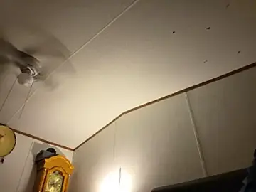 Stripchat Watch Live Sex Cams of Xoc8_