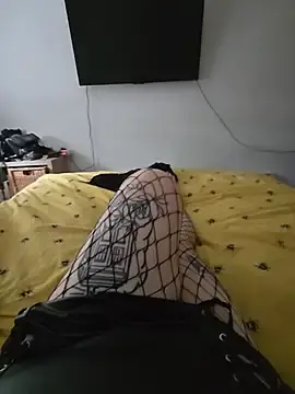 Stripchat Live Sex Cam of XX-Hello_Sweetie-XX