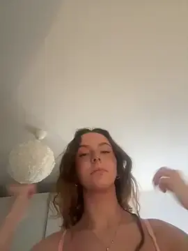 Stripchat Free Porn Cam of Cherry-Bean