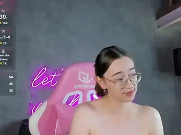 Stripchat Free Live Porn of Lucy_Green