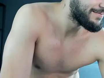 Stripchat Best Webcam of TroyWadee