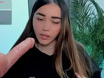 Stripchat Live Porn of Lucia_star__