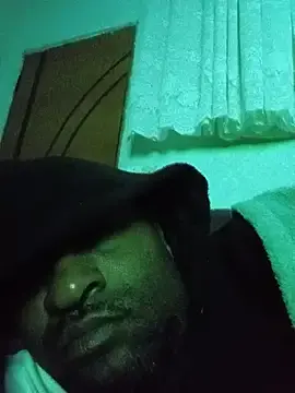 Stripchat Free Live Porn of Beto0815