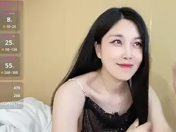 Stripchat Watch Live Sex Cams of Emma_qiqi