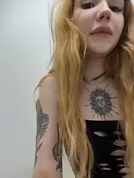 Stripchat Best Webcam of FlashTitsRoyal