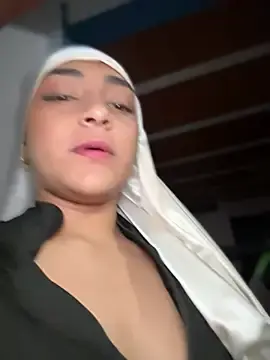 Stripchat Watch Live Sex Cams of lalilamassu1
