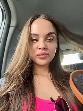 Stripchat Free Porn Cam of KristiRich