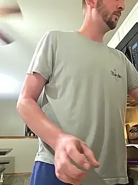 Stripchat Live Porn of MrMechanic40