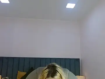 Stripchat Live Porn of april_bunnyy