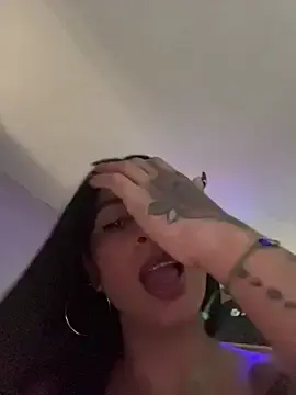 Stripchat Free Porn Cam of charlotte_stevenss_