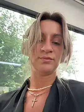 Stripchat Free Live Porn of EvvaMur