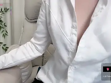 Stripchat Free Live Porn of Lucy-cici