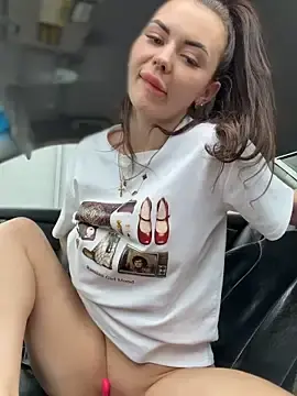 Stripchat Free Porn Cam of PrincessaHill_
