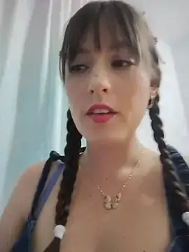Stripchat Nude Webcam of Belly_Rosse