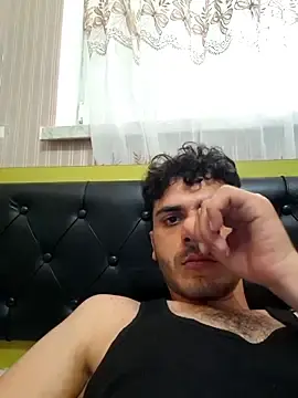 Stripchat Sex Cam of Handsomeboy3344