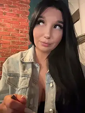 Stripchat Sex Cam of Tisha_Busty