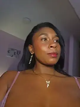 Stripchat Live Porn of HanaThompson