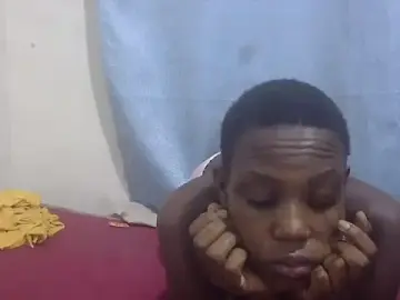 Stripchat Free Live Porn of miss_brown_gal